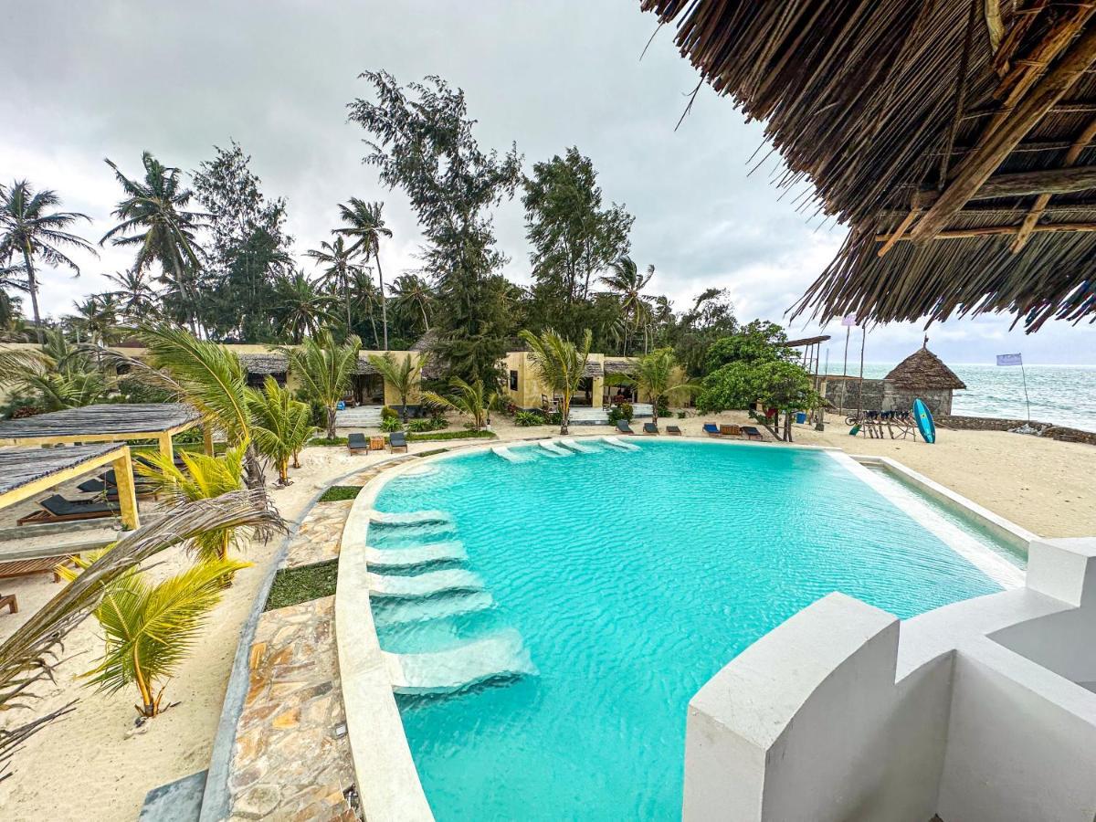 Jambo Beach Hotel ปาเยอ ภายนอก รูปภาพ